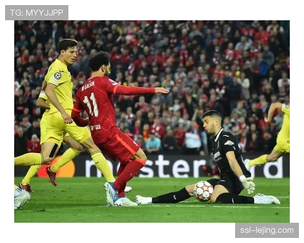 比利亚雷亚尔主场迎战西班牙人，黄潜争欧冠战意强烈