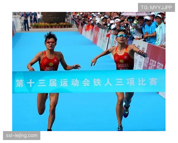 世界铁人三项联盟修改比赛服规则,允许女性运动员穿着短裤上衣参赛 世界铁人三项联盟修改比赛服规则,允许女性运动员穿着短裤上衣参赛